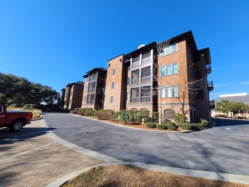 Daniel Island Condos 20220211 101300
